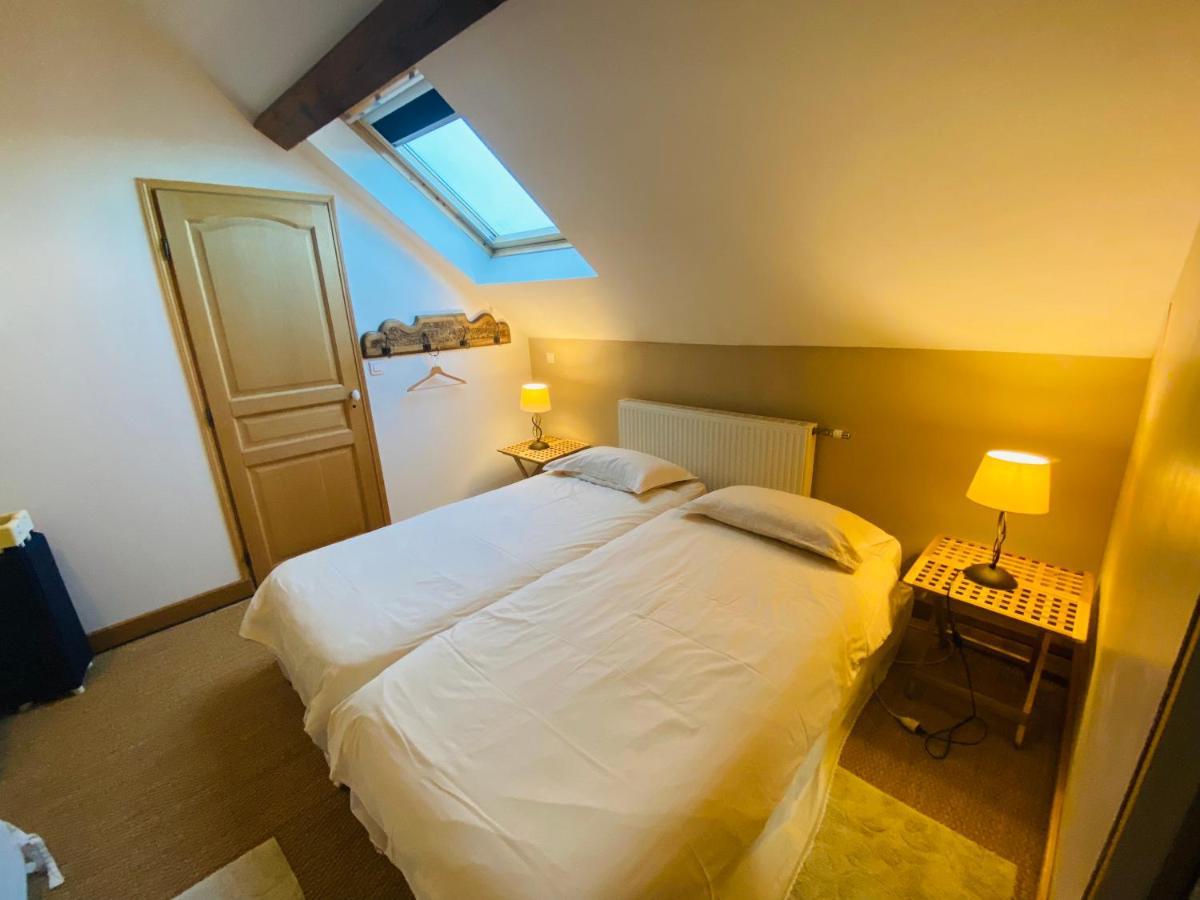 Ferme De Montecouvez Bed & Breakfast Crèvecoeur-sur-lʼEscaut Bagian luar foto