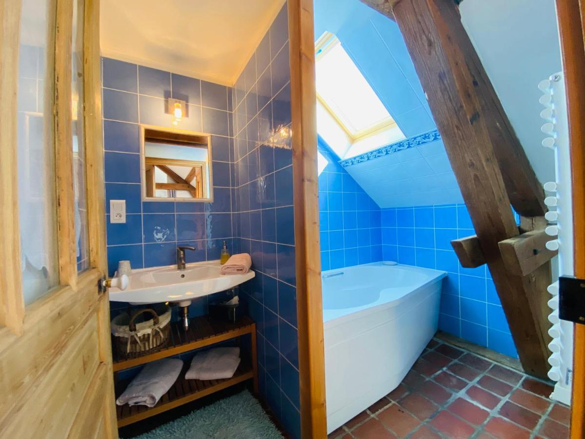 Ferme De Montecouvez Bed & Breakfast Crèvecoeur-sur-lʼEscaut Bagian luar foto