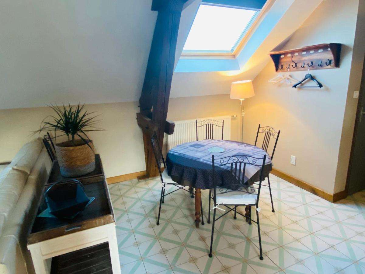 Ferme De Montecouvez Bed & Breakfast Crèvecoeur-sur-lʼEscaut Bagian luar foto