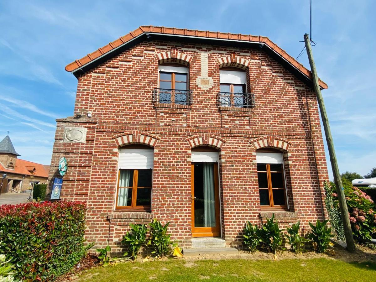 Ferme De Montecouvez Bed & Breakfast Crèvecoeur-sur-lʼEscaut Bagian luar foto