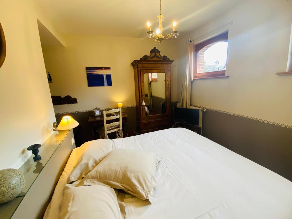 Ferme De Montecouvez Bed & Breakfast Crèvecoeur-sur-lʼEscaut Bagian luar foto