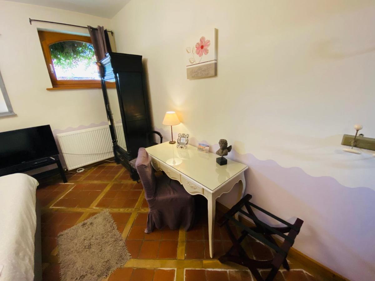 Ferme De Montecouvez Bed & Breakfast Crèvecoeur-sur-lʼEscaut Bagian luar foto